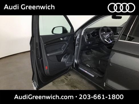 Used 2023 Audi Q5 2.0T Premium Plus w/ Premium Plus Package AWD/4WD image 10