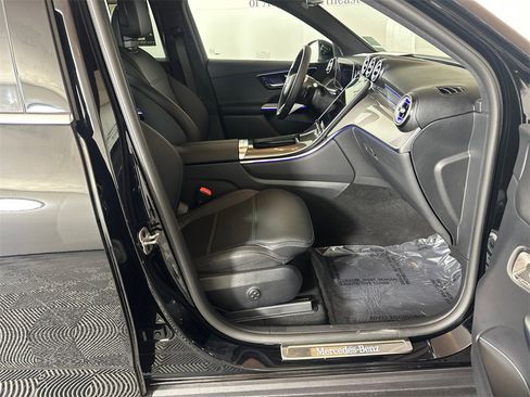 Certified 2025 Mercedes-Benz GLC 300 image 14