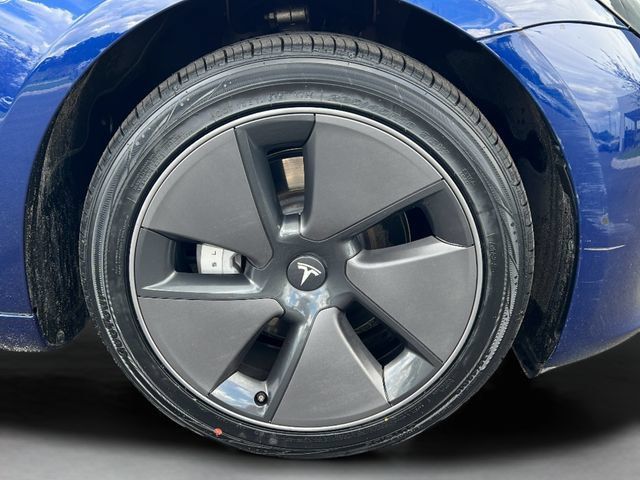 Used 2023 Tesla Model 3 Standard Range RWD image 10