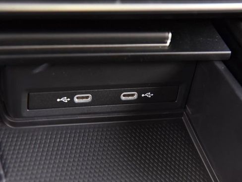 New 2026 Volkswagen Atlas Cross Sport SE image 15