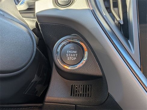 Certified 2025 Subaru Crosstrek 2.5i Limited w/ Crosstrek Mirror Package image 15