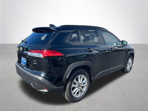 Used 2024 Toyota Corolla Cross LE AWD/4WD image 7