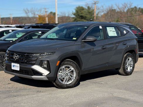 New 2026 Hyundai Tucson SE image 1