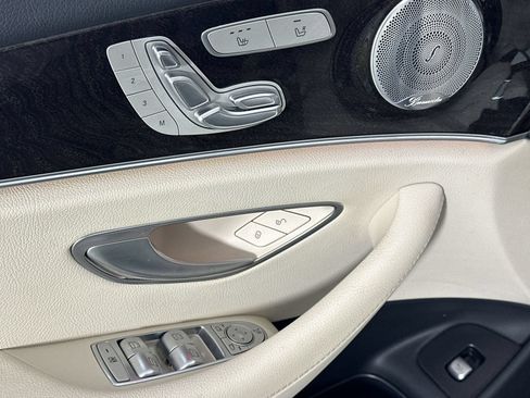 Used 2020 Mercedes-Benz E 350 Sedan image 13