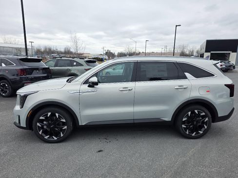 New 2026 Kia Sorento EX image 2