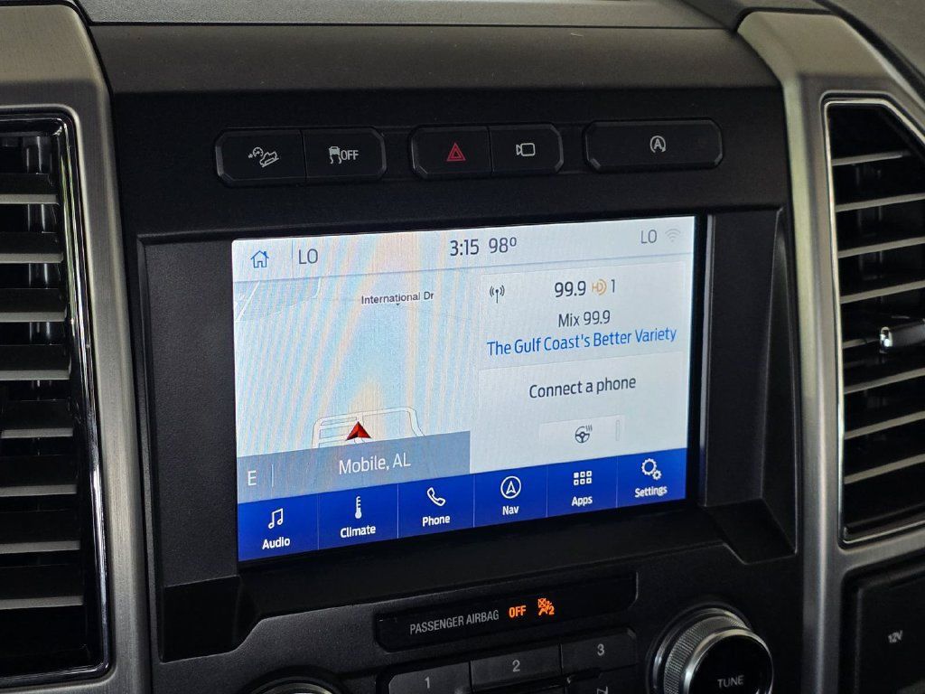 Used 2020 Ford F150 Platinum w/ Equipment Group 701A Luxury AWD/4WD image 17