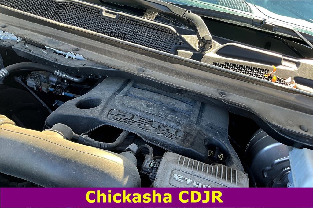 Used 2023 RAM 1500 Limited w/ Body Color Bumper Group AWD/4WD image 32