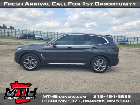 Used 2023 BMW X3 xDrive30i AWD/4WD image 1