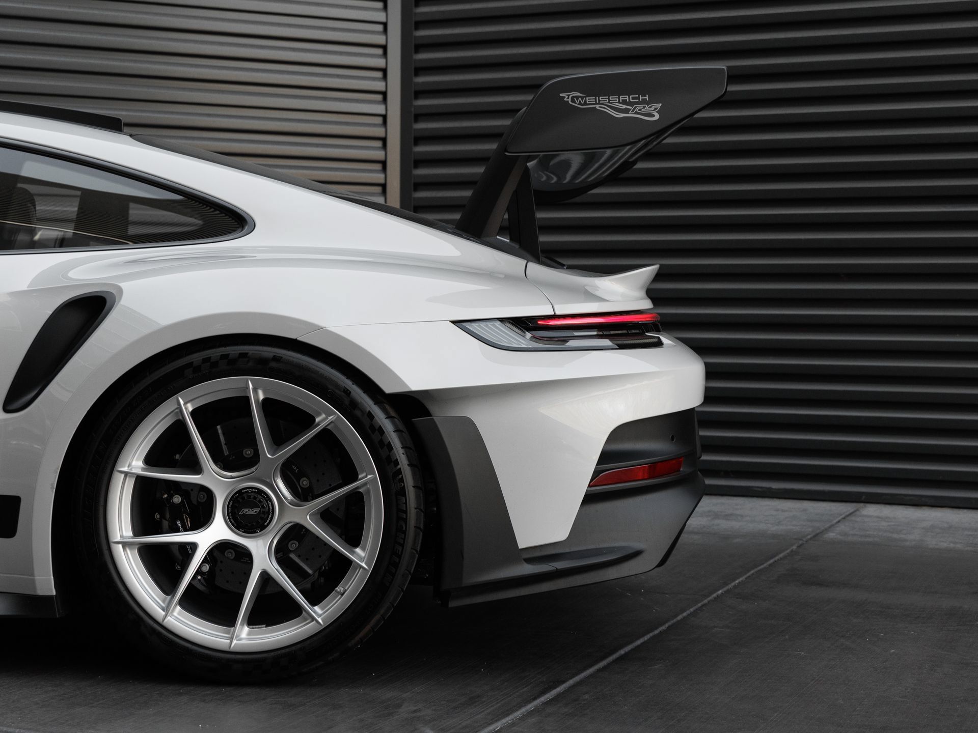 Certified 2025 Porsche 911 GT3 RS RWD image 37