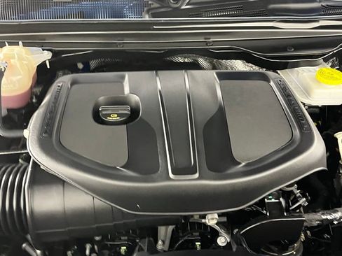 Used 2025 RAM 1500 Big Horn image 31