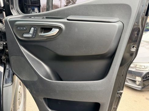 Used 2020 Mercedes-Benz Sprinter 2500 w/ Premium Plus Package image 23