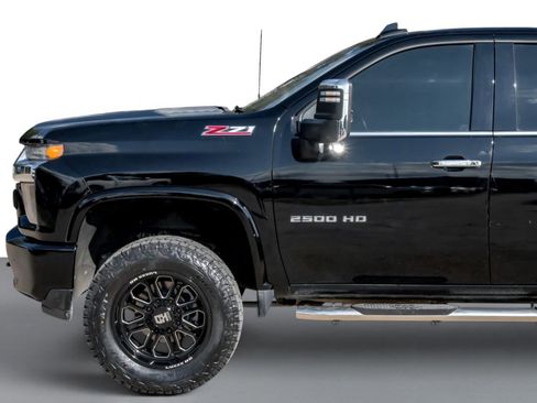 Used 2020 Chevrolet Silverado 2500 LTZ AWD/4WD image 11