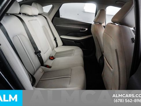 Used 2025 Hyundai Sonata SEL FWD image 20