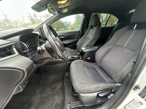 Used 2022 Toyota Corolla SE image 11