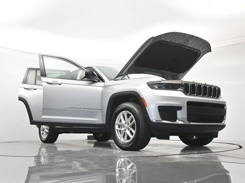 Used 2024 Jeep Grand Cherokee L Laredo RWD image 49
