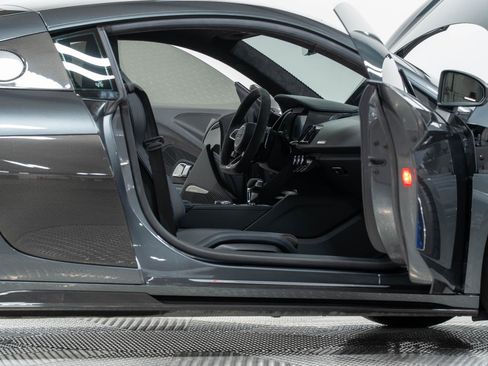 Used 2022 Audi R8 V10 performance w/ R8 Performance Design Package image 39