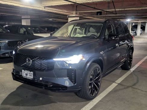 New 2026 Volvo XC90 B6 Ultra w/ Protection Package AWD/4WD image 7