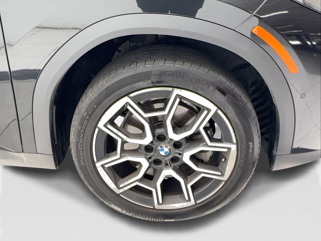 Used 2025 BMW X2 xDrive28i AWD/4WD image 14