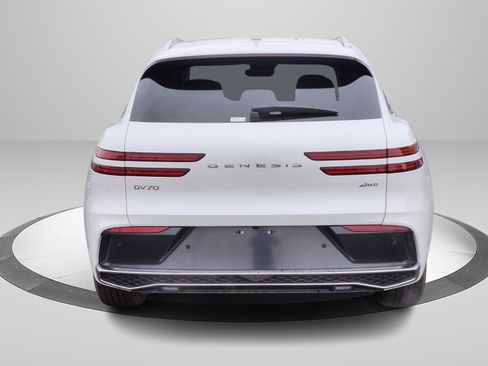 New 2026 Genesis GV70 2.5T AWD/4WD image 4