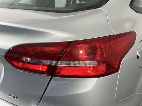 Used 2018 Ford Focus SEL w/ Cold Weather Package FWD image 27