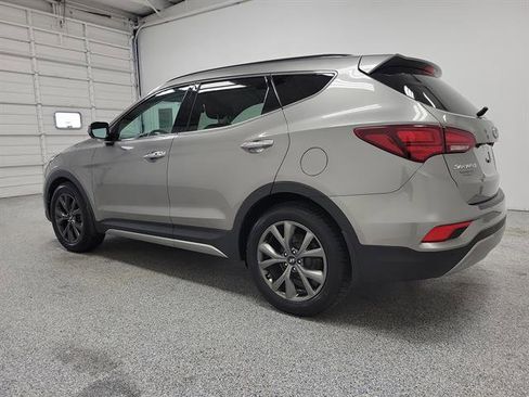 Used 2017 Hyundai Santa Fe Sport AWD/4WD image 4