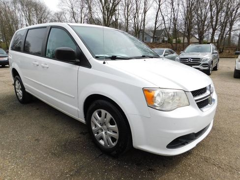 Used 2014 Dodge Grand Caravan SE w/ Quick Order Package 29E SE image 6