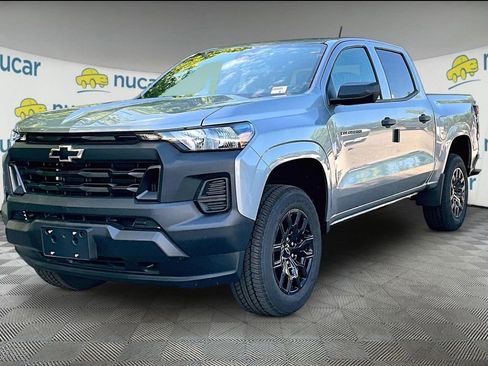 New 2026 Chevrolet Colorado W/T w/ WT Custom Package AWD/4WD image 4
