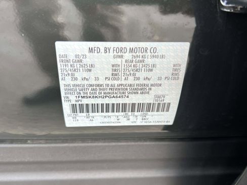 Used 2023 Ford Explorer ST-Line w/ Class IV Trailer Tow Package image 27