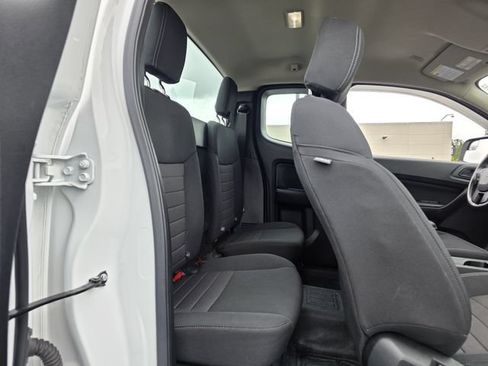 Used 2019 Ford Ranger XL w/ Equipment Group 101A Mid RWD image 27