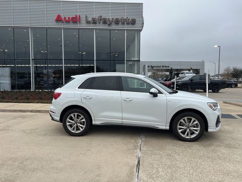 Used 2025 Audi Q3 2.0T Premium Plus w/ Premium Plus Package image 2