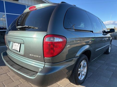 Used 2003 Dodge Grand Caravan Sport FWD image 3