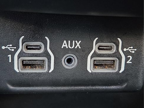 Used 2023 Dodge Durango GT image 18