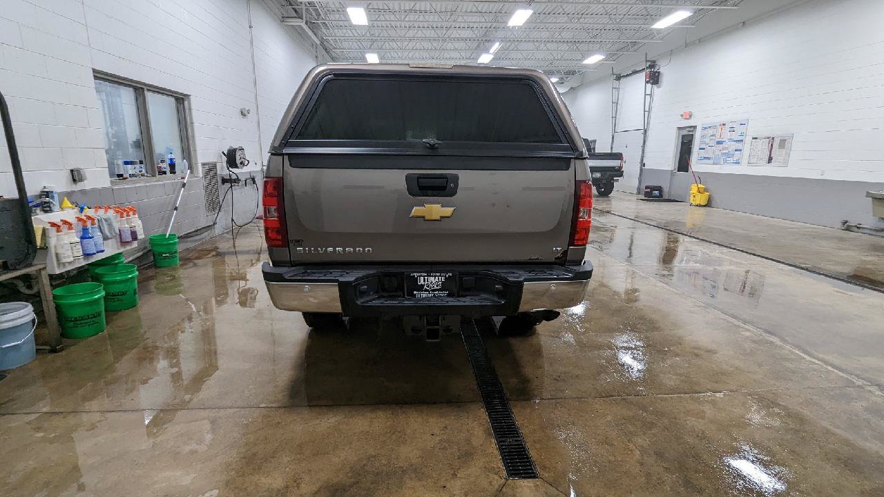 Used 2013 Chevrolet Silverado 2500 LT w/ Interior Plus Package AWD/4WD image 2