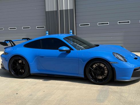 Used 2022 Porsche 911 GT3 RWD image 31
