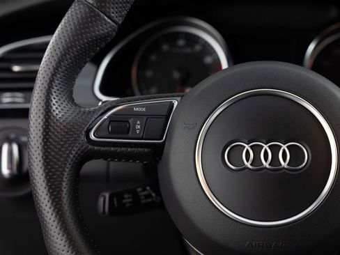 Used 2013 Audi RS 5 Coupe image 28