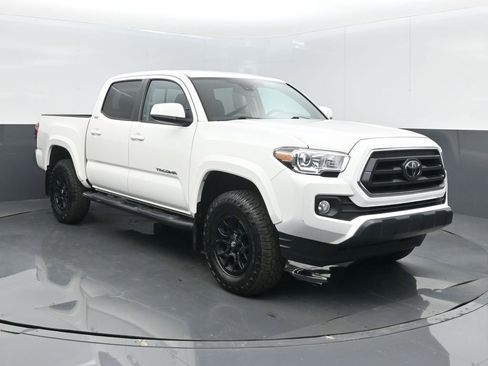 Used 2021 Toyota Tacoma SR5 image 1