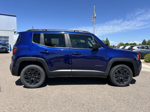Used 2019 Jeep Renegade Sport AWD/4WD image 9