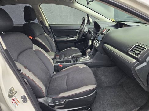Used 2017 Subaru Crosstrek 2.0i Premium AWD/4WD image 10