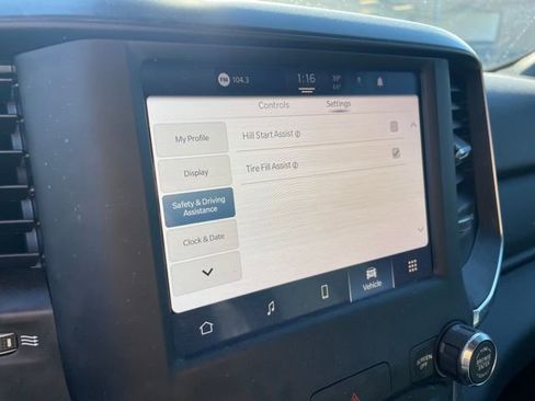 Used 2024 RAM 1500 Lone Star image 15