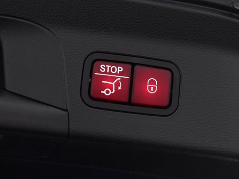 Certified 2019 Mercedes-Benz GLC 300 4MATIC Coupe image 36