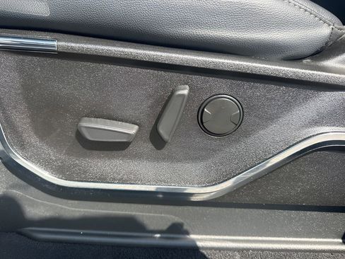 Used 2023 Ford F250 Lariat w/ Lariat Ultimate Package image 10