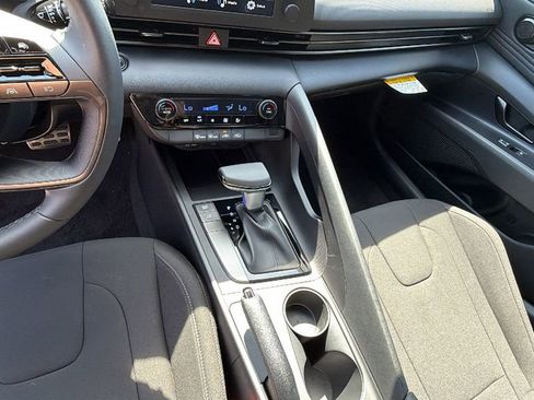 New 2026 Hyundai Elantra Sport FWD image 27