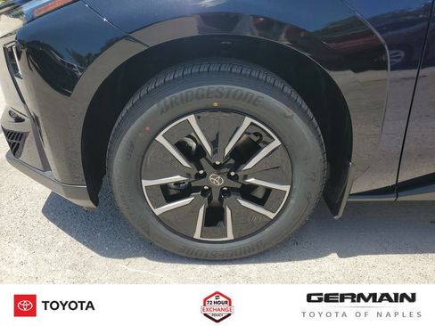 Used 2026 Toyota bZ FWD image 12