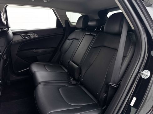 Certified 2023 Kia Sportage EX FWD image 31