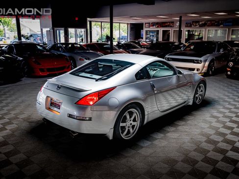 Used 2003 Nissan 350Z Track image 65