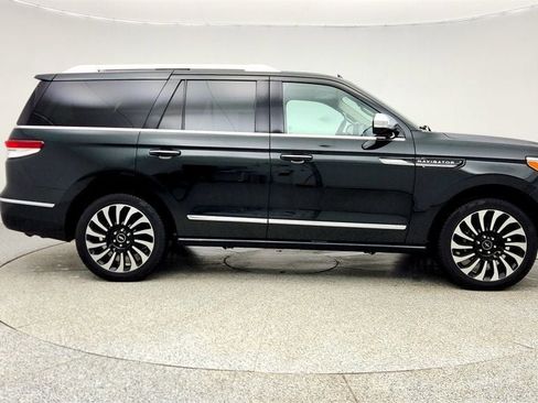 Used 2022 Lincoln Navigator Black Label image 4