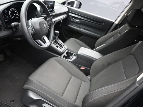 Used 2025 Honda CR-V LX image 17