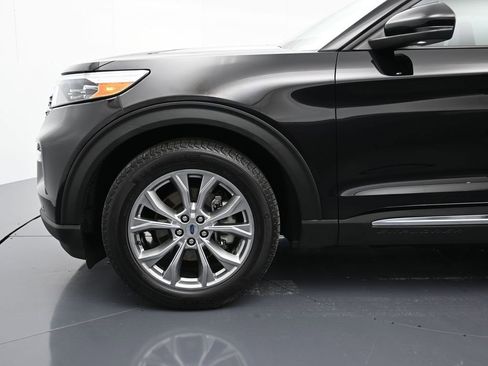Used 2023 Ford Explorer Limited w/ Equipment Group 301A image 10