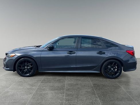 Used 2022 Honda Civic Sport image 3