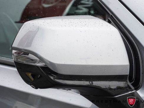 Used 2021 Cadillac Escalade Sport image 4